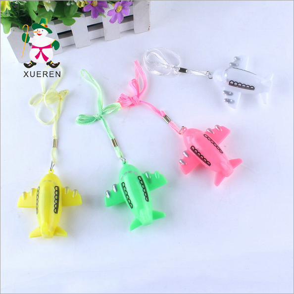 Super creative cartoon toy plane winter flash pendant lighting toy stall children children's toys wholesale supply