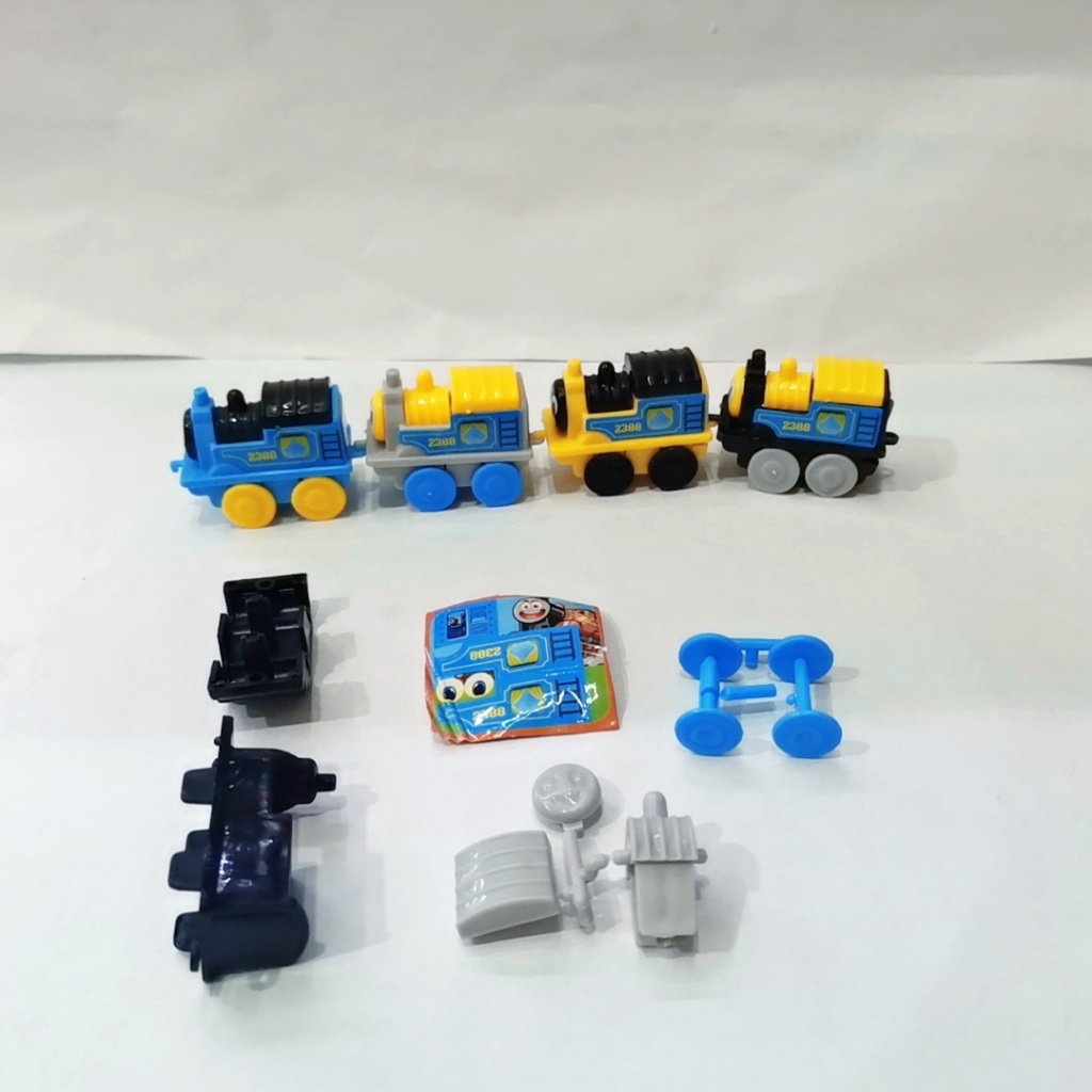 Children's New Four-Color Assembled Small Train Boy's Small Toy Capsule Toy Small Gift Food Capsule Toy Kinder Joy