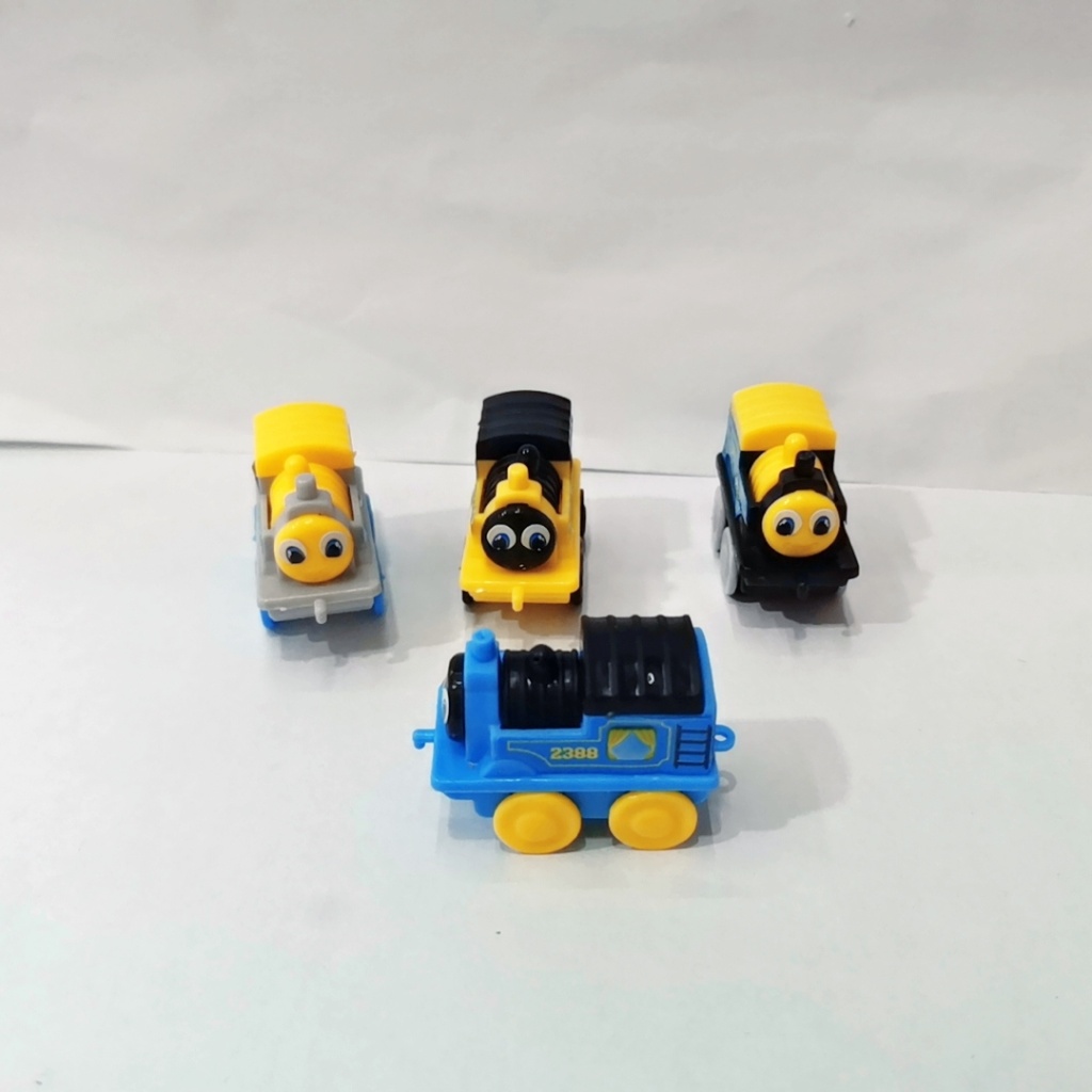Children's New Four-Color Assembled Small Train Boy's Small Toy Capsule Toy Small Gift Food Capsule Toy Kinder Joy