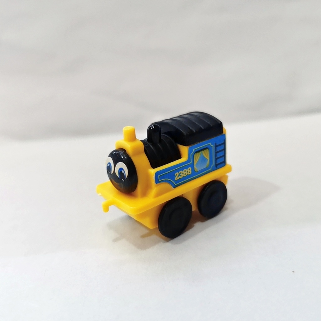 Children's New Four-Color Assembled Small Train Boy's Small Toy Capsule Toy Small Gift Food Capsule Toy Kinder Joy