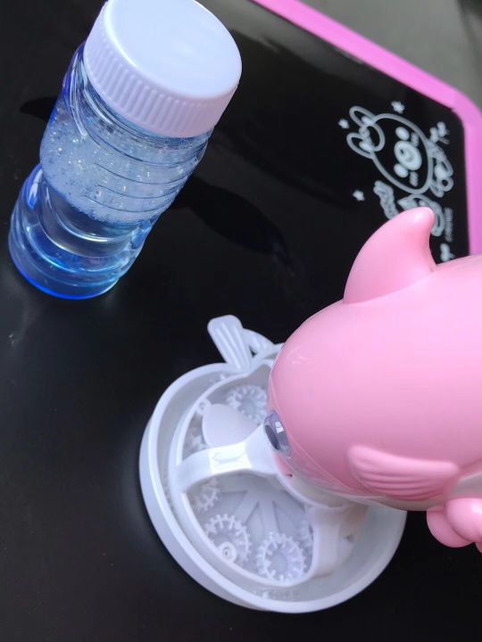 2019 web celebrity shake sound with a dolphin electric bubble gun hot style spot 2019 web celebrity shake sound with a dolphin electric bubble gun hot style spot