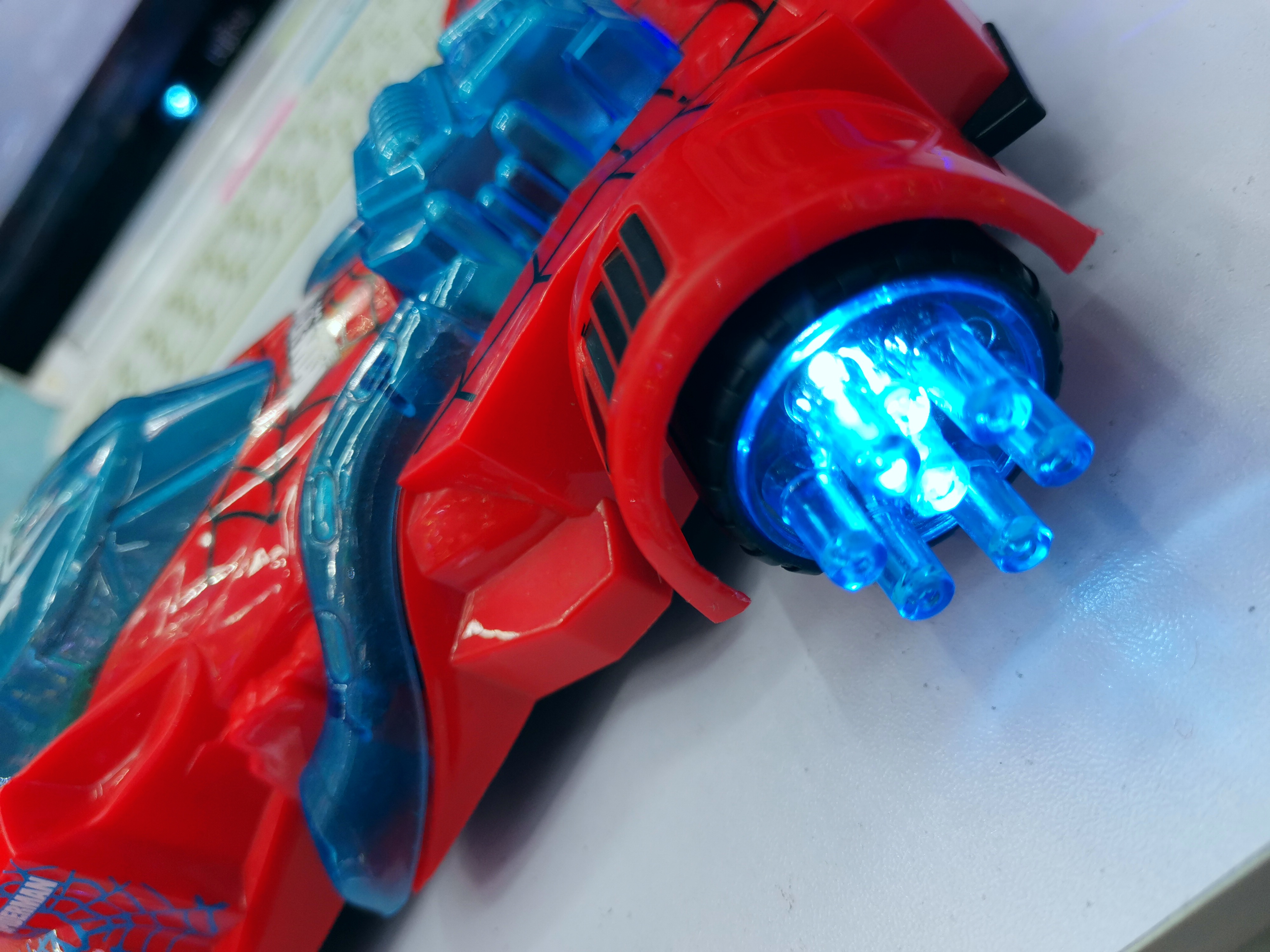 Electric light music universal spider-man formula racing douyin fast hand hot style toy