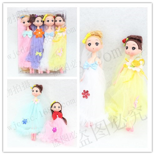 Selling six one children &#039;s day gift toys wholesale Barbie doll key pendant car ornaments dolls
