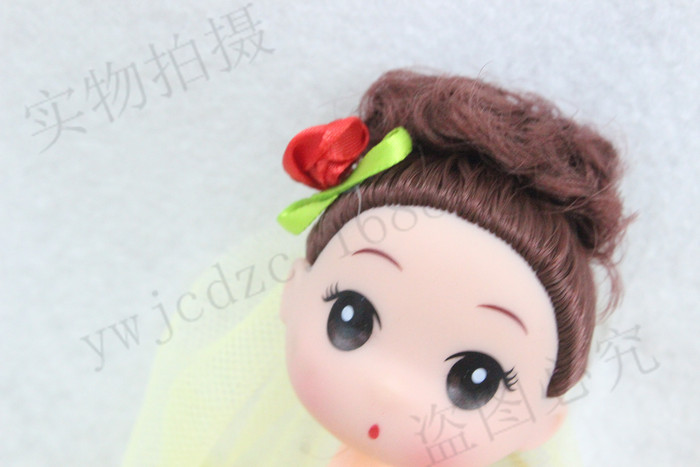 Selling six one children 's day gift toys wholesale Barbie doll key pendant car ornaments dolls Selling six one children 's day gift toys wholesale Barbie doll key pendant car ornaments dolls