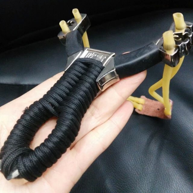 Even the snow pearl adult outdoor slingshot slingshot shares Yiwu purchase wholesale slingshot slingshot Even the snow pearl adult outdoor slingshot slingshot shares Yiwu purchase wholesale slingshot slingshot