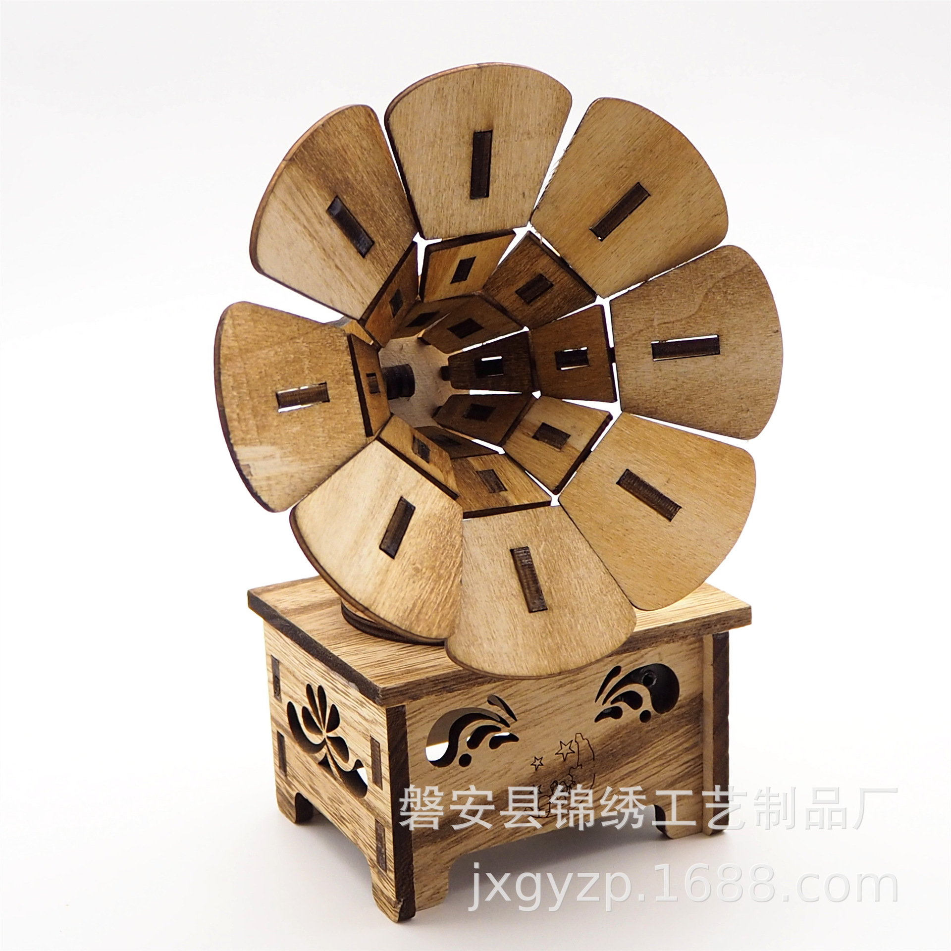 Factory Direct Sales Wooden Music Box Wooden Phonograph Decoration Vintage Music Box Crafts Decoration Wholesale