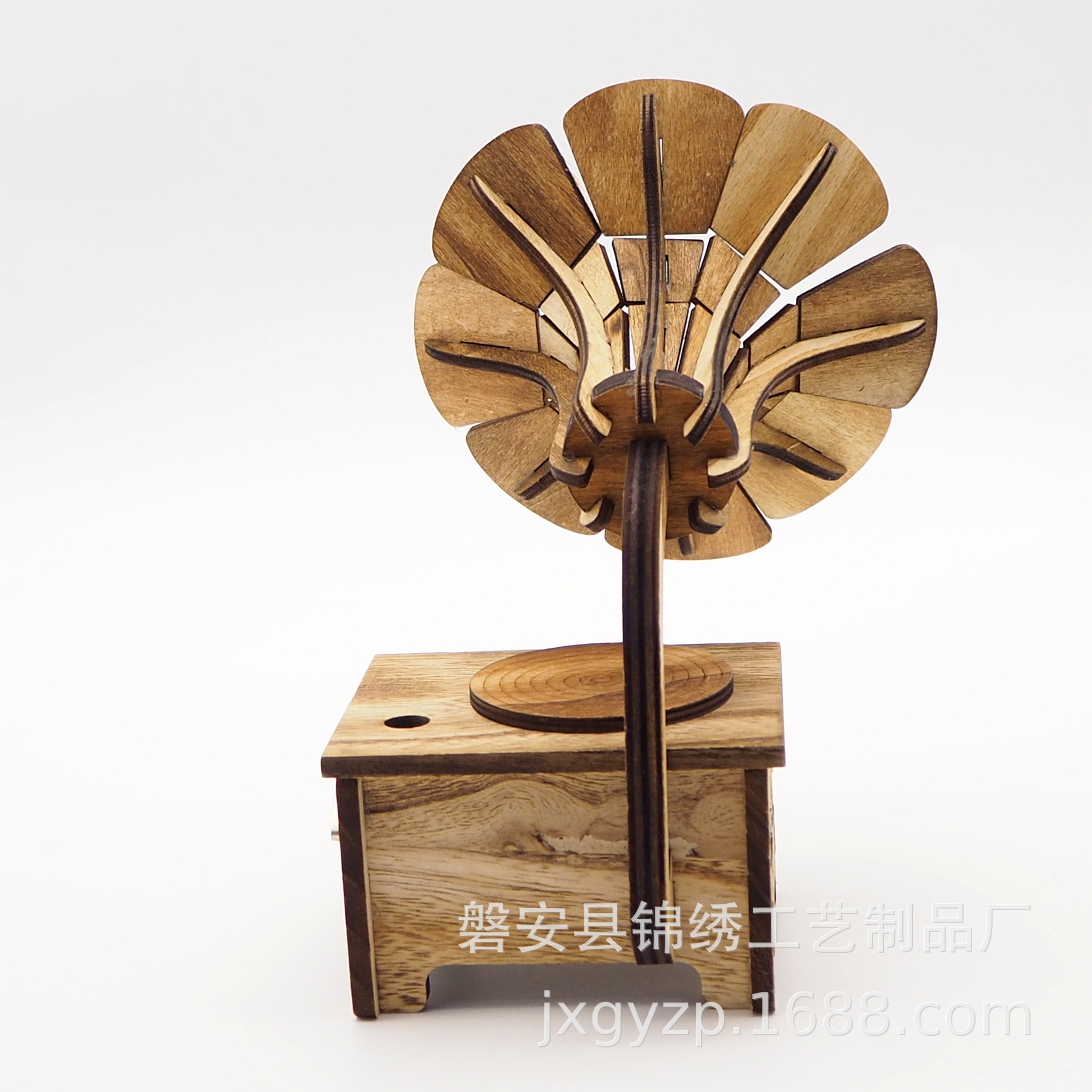 Factory Direct Sales Wooden Music Box Wooden Phonograph Decoration Vintage Music Box Crafts Decoration Wholesale Factory Direct Sales Wooden Music Box Wooden Phonograph Decoration Vintage Music Box Crafts Decoration Wholesale