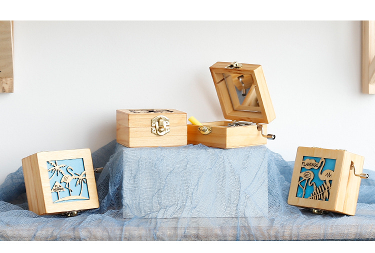 Wooden Hand Music Box Music Box Sky City Children's Birthday Gifts Girls Little Creative Gifts for Girlfriend