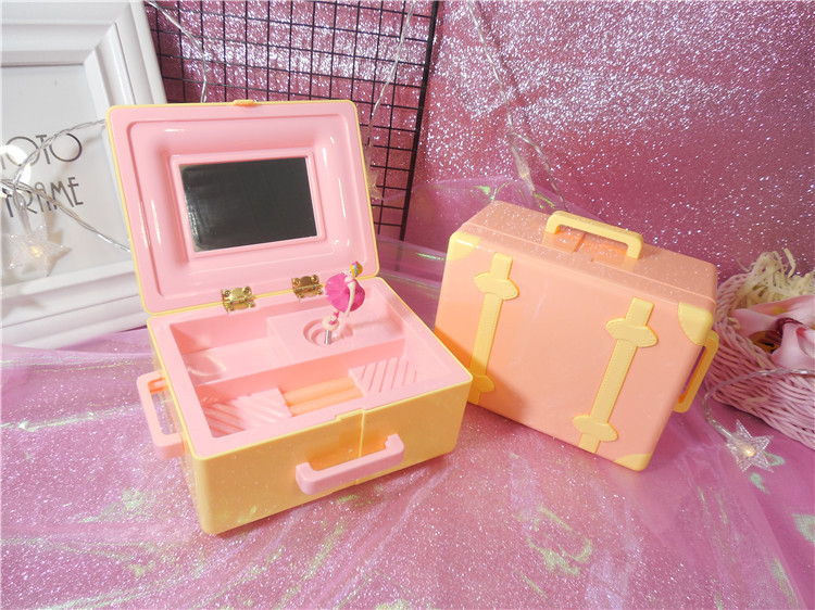 Retro girl heart birthday music box girls gift bestie girls children's suitcase music box Retro girl heart birthday music box girls gift bestie girls children's suitcase music box