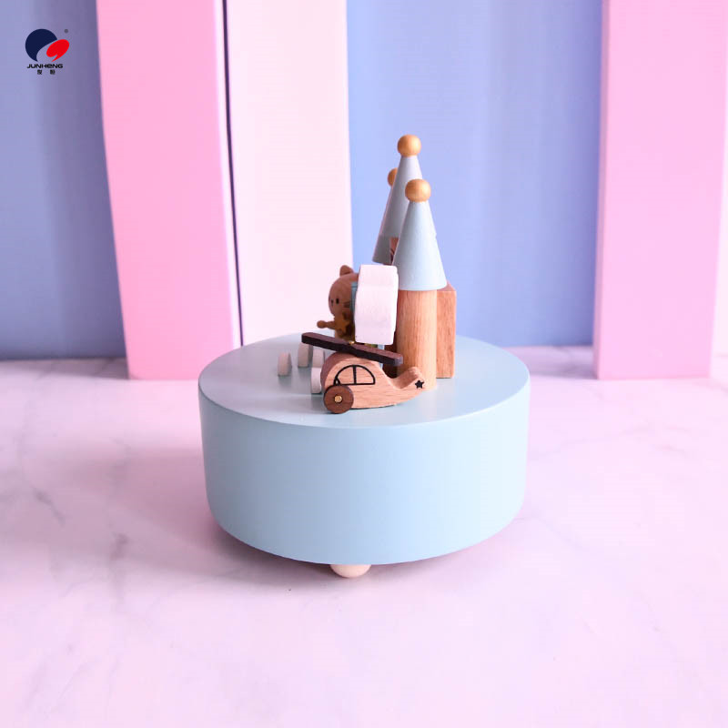 Cat&#039;s Sky City Wooden Music Box Clockwork Music Box Birthday Gift Gift for Bestie Girls Rotating Cute