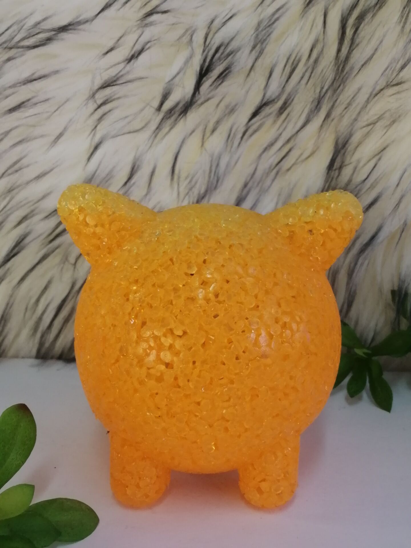 Fat pig cartoon animal colorful crystal grain lamp LED rice grain lamp gift pendant creative gift