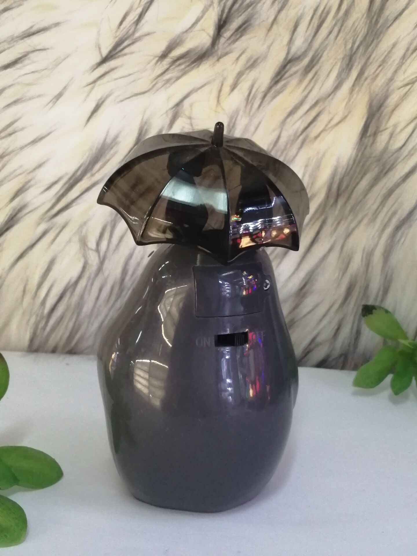 Totoro cartoon animal colorful crystal LED light with water night light gift pendant creative gift Totoro cartoon animal colorful crystal LED light with water night light gift pendant creative gift