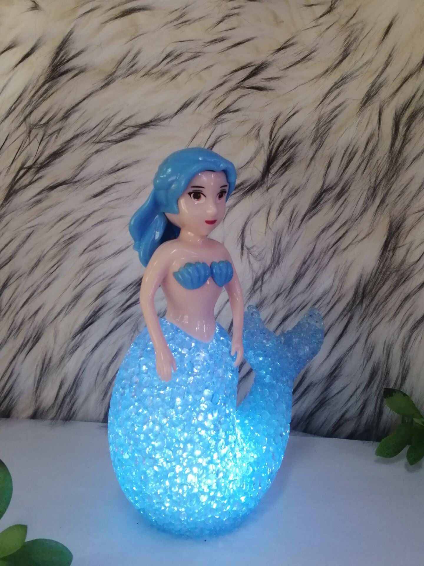 Mermaid cartoon animal colorful crystal pellet lamp LED rice lamp gift pendant creative gift Mermaid cartoon animal colorful crystal pellet lamp LED rice lamp gift pendant creative gift