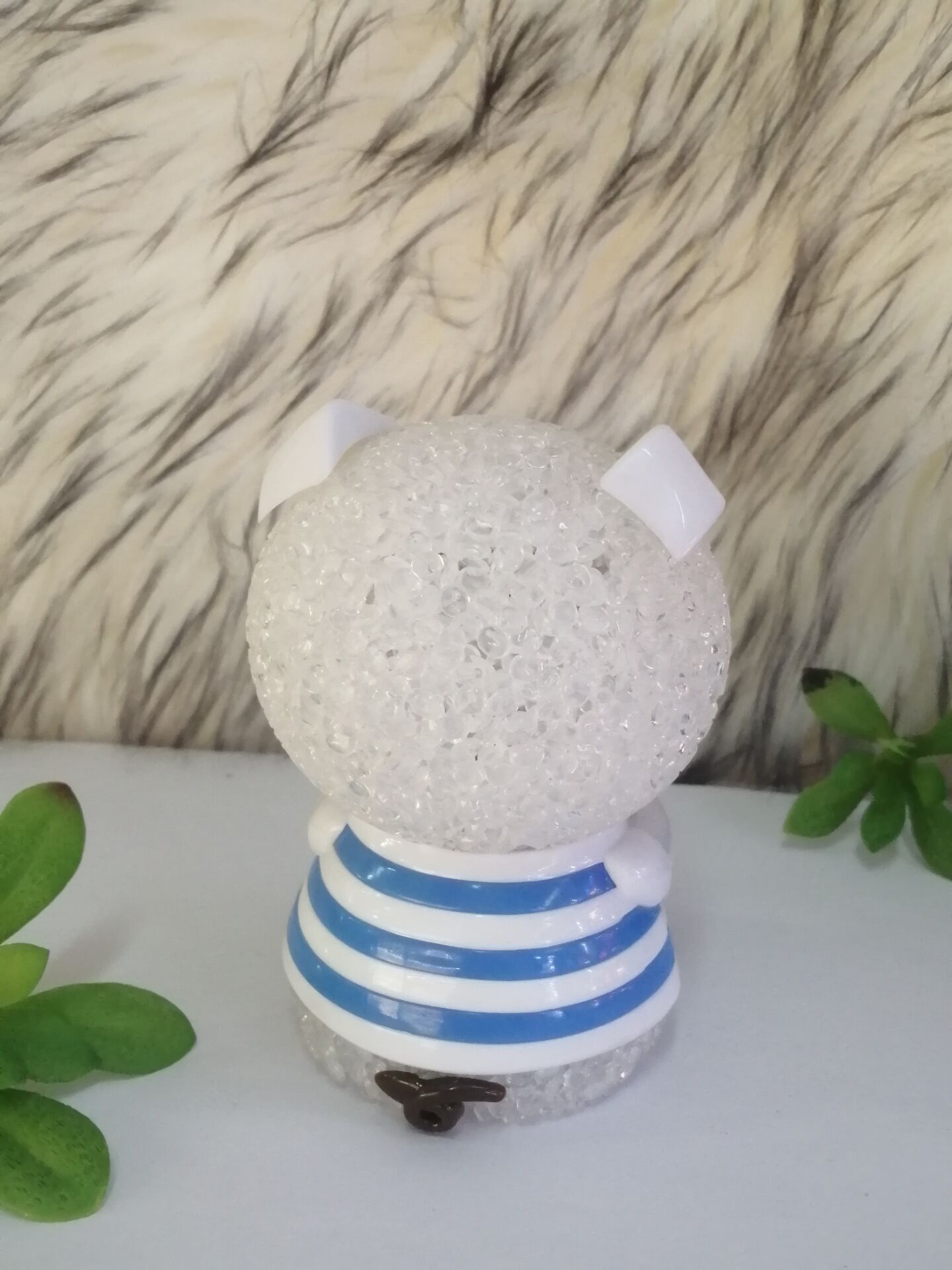 Caring pig cartoon animal colorful crystal grain lamp LED rice grain lamp gift pendant creative gift Caring pig cartoon animal colorful crystal grain lamp LED rice grain lamp gift pendant creative gift