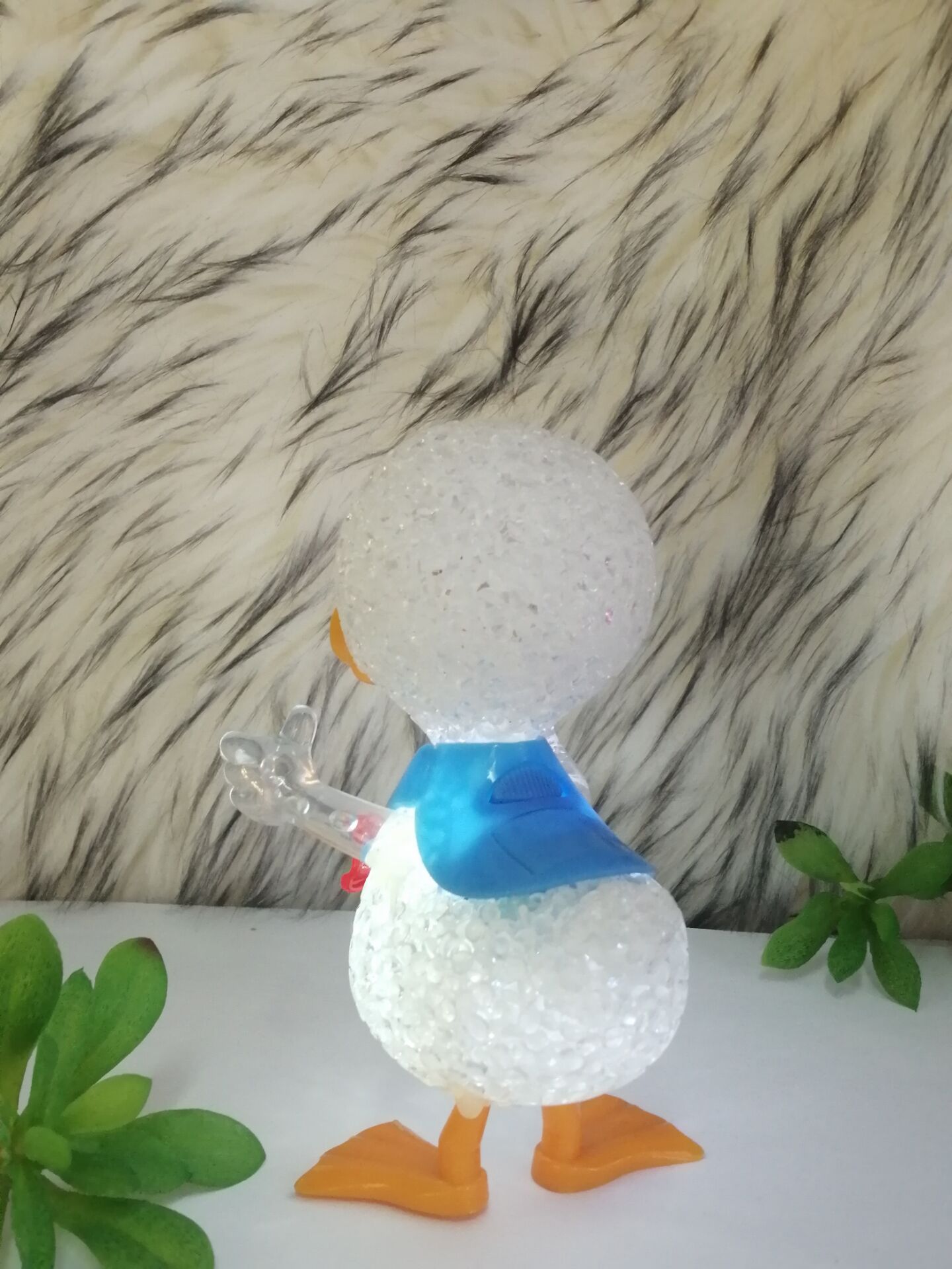 Cap duck cartoon animal colorful crystal grain lamp LED rice grain lamp gift pendant creative gift Cap duck cartoon animal colorful crystal grain lamp LED rice grain lamp gift pendant creative gift