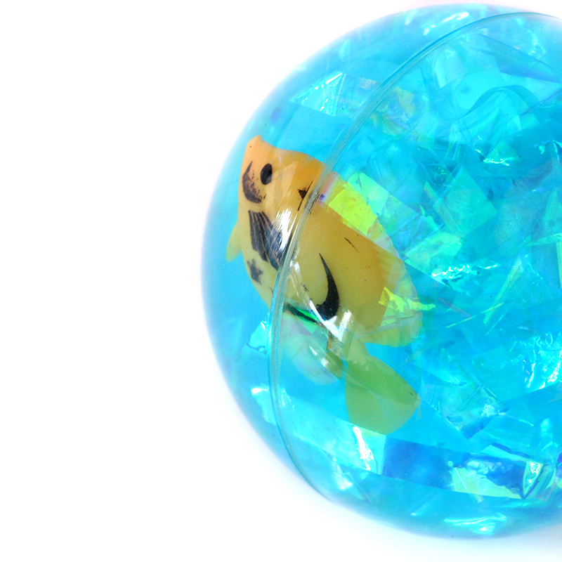 Children's flash elastic ball fish animal crystal bouncing ball luminous transparent ball toy ball