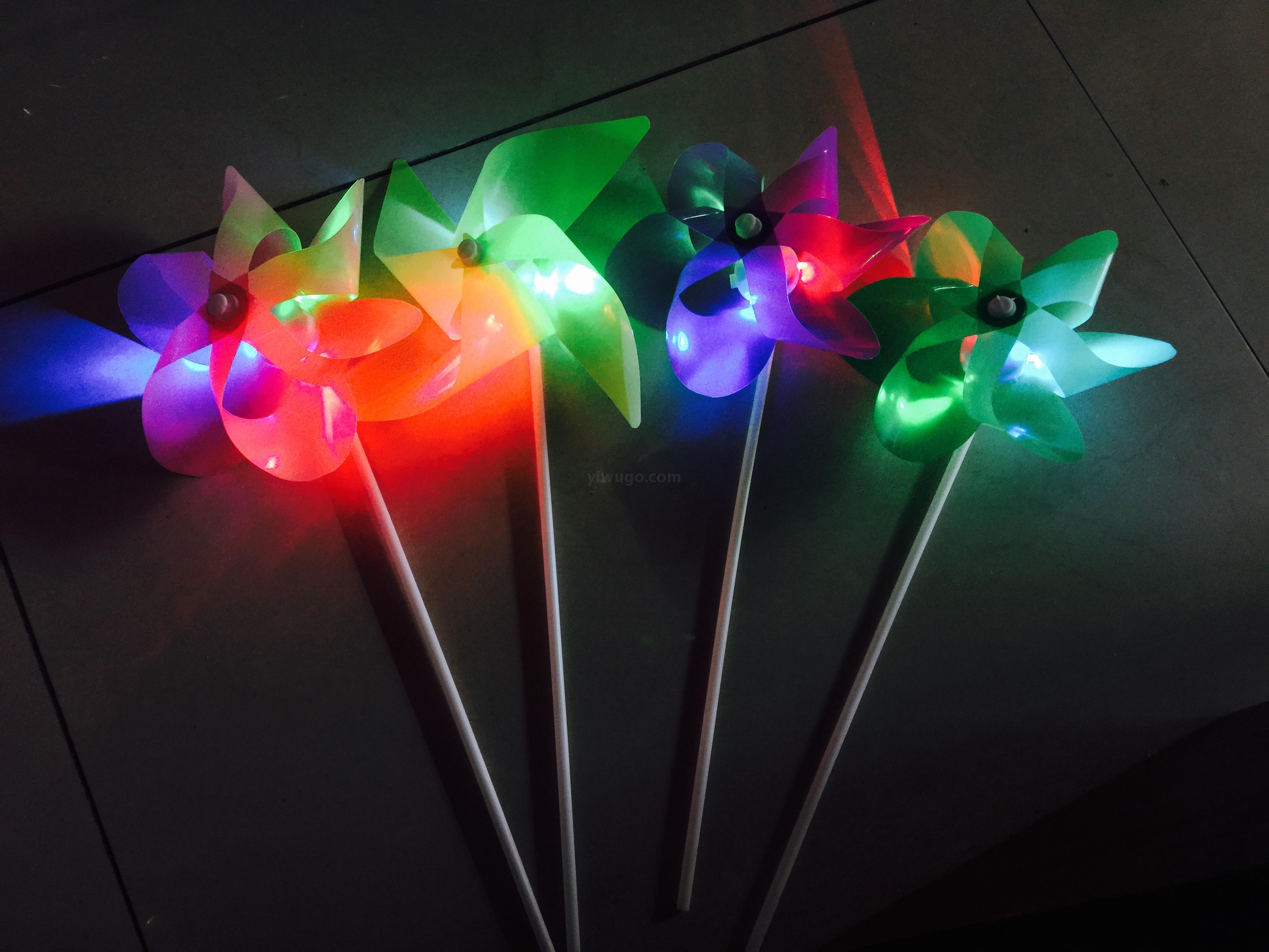 Factory direct belly to turn cartoon windmill cartoon windmill flash windmill with lamp stall goods