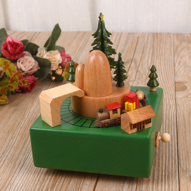Creative birthday gift Christmas train box music box zhi lie trading co. LTD