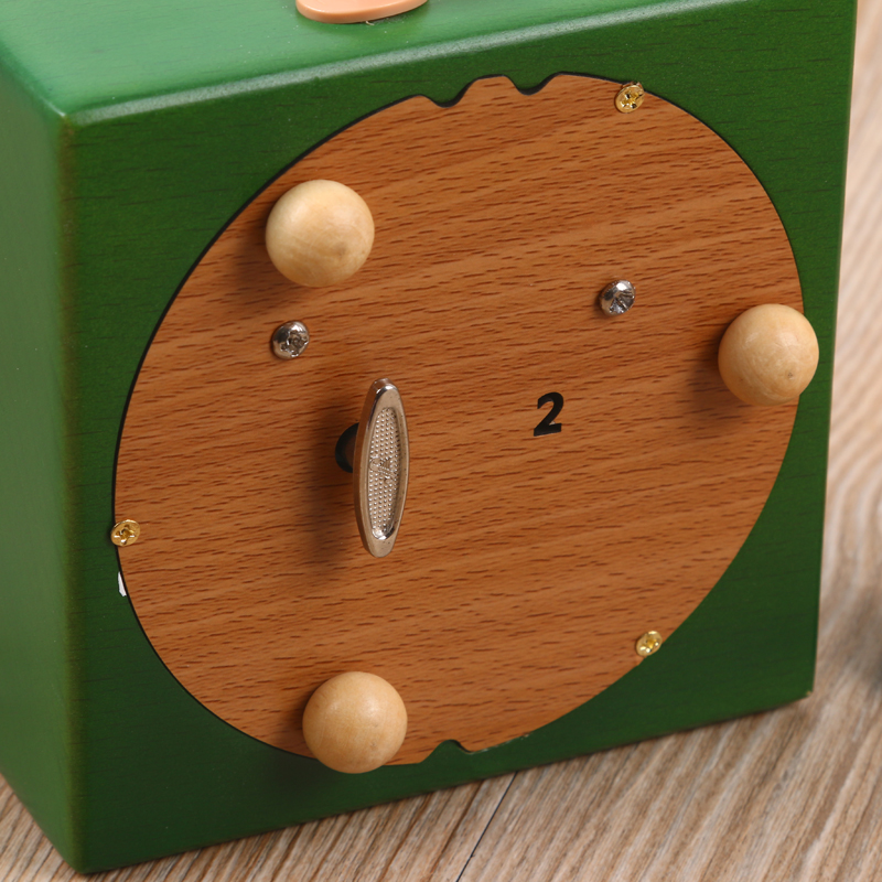 Creative birthday gift Christmas train box music box zhi lie trading co. LTD