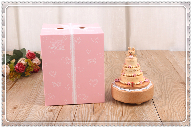 Music box of birthday cake Music box of eight-tone box real wood gift box for little girl's birthday gift box packaging