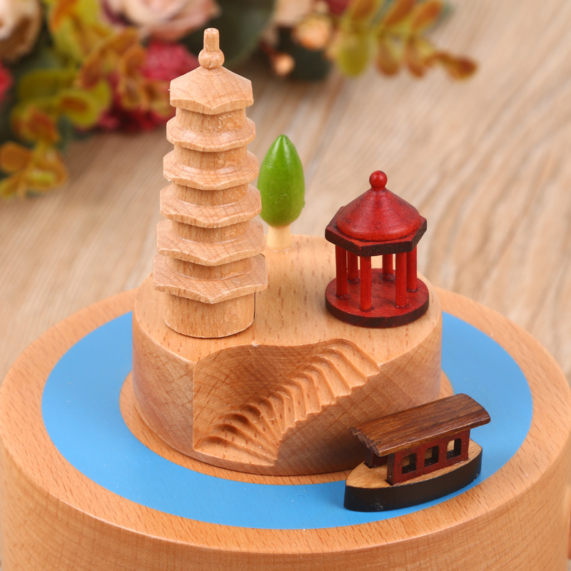 Fashion creative birthday gift girls solid wood material octave music box