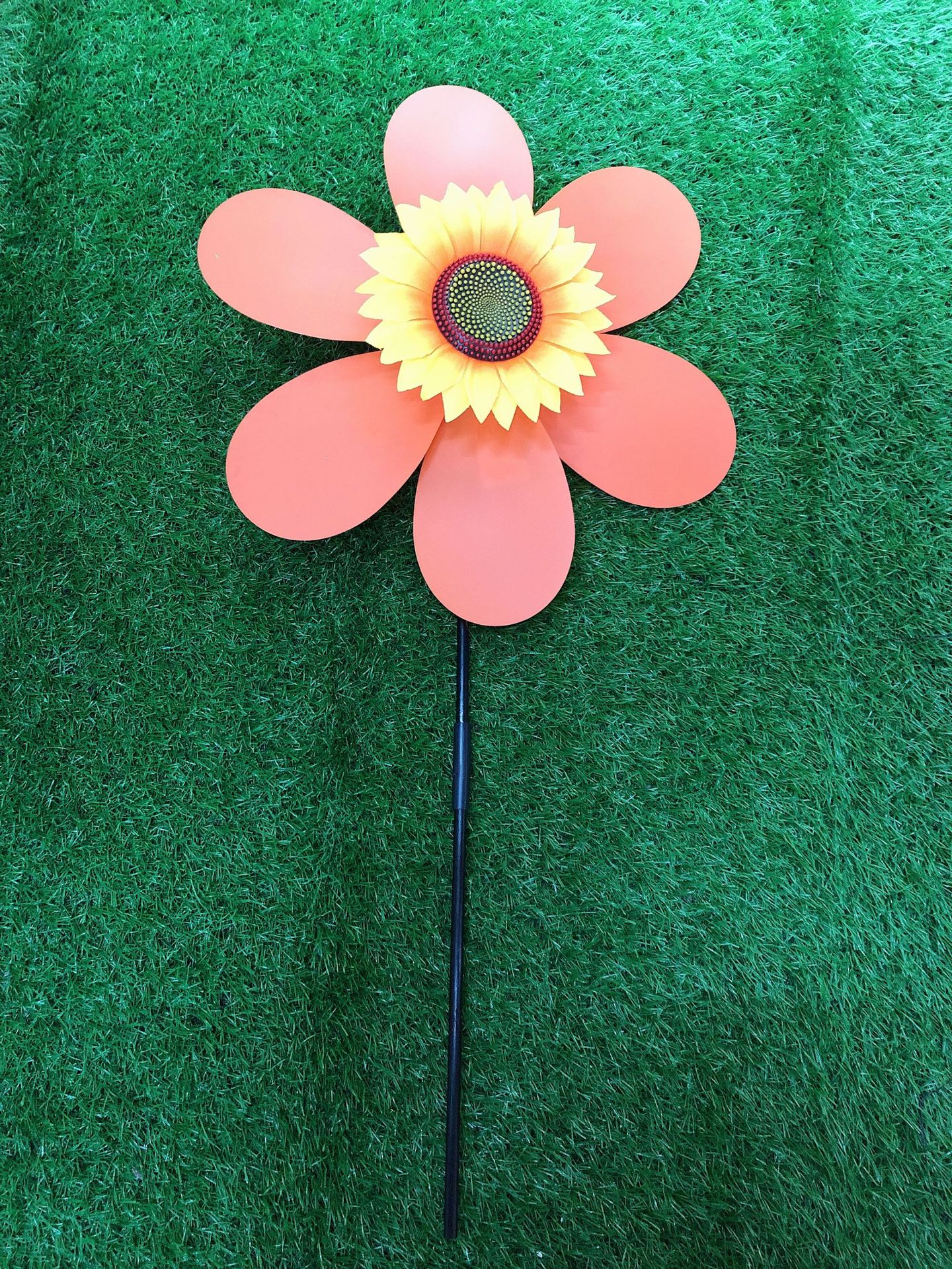 Pastoral Style Hand Windmill Pp Plastic round Leaf SUNFLOWER Park Kindergarten Display SUNFLOWER Windmill