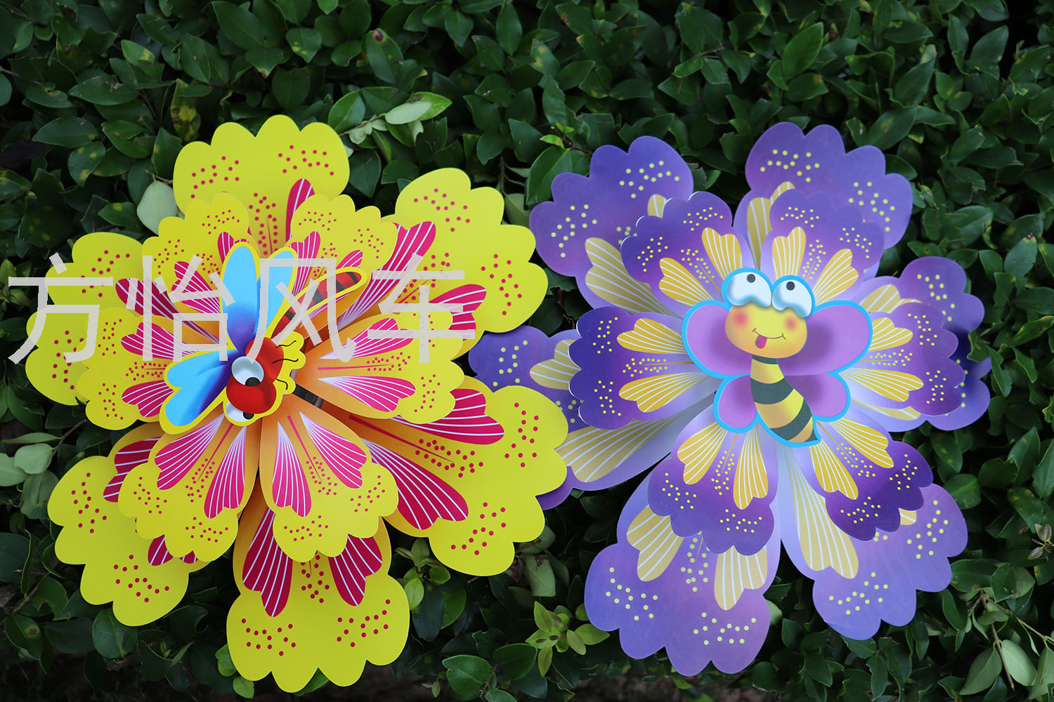 Double Layer Colorized Butterfly Bee Dragonfly Traditional Big Windmill Toy Scenic Spot Park Stall Wholesale Advertising Building Double Layer Colorized Butterfly Bee Dragonfly Traditional Big Windmill Toy Scenic Spot Park Stall Wholesale Advertising Building