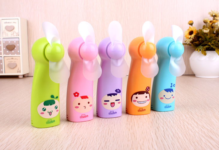 Cartoon electric fan mini handheld usb fan kava yi portable summer toy beach for children and students