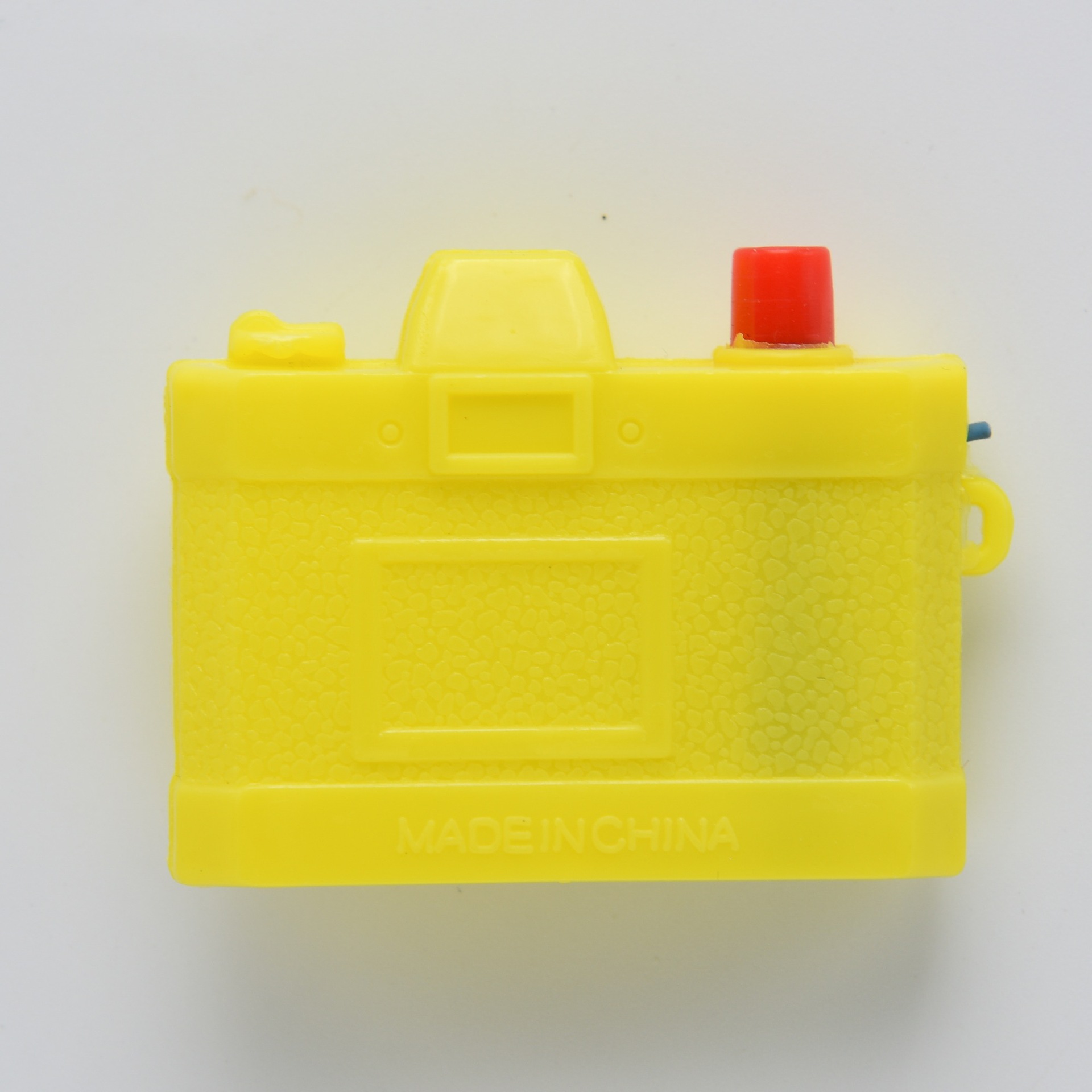 Children's toy stands sell electric cameras for April fool's day pranks around campus Children's toy stands sell electric cameras for April fool's day pranks around campus