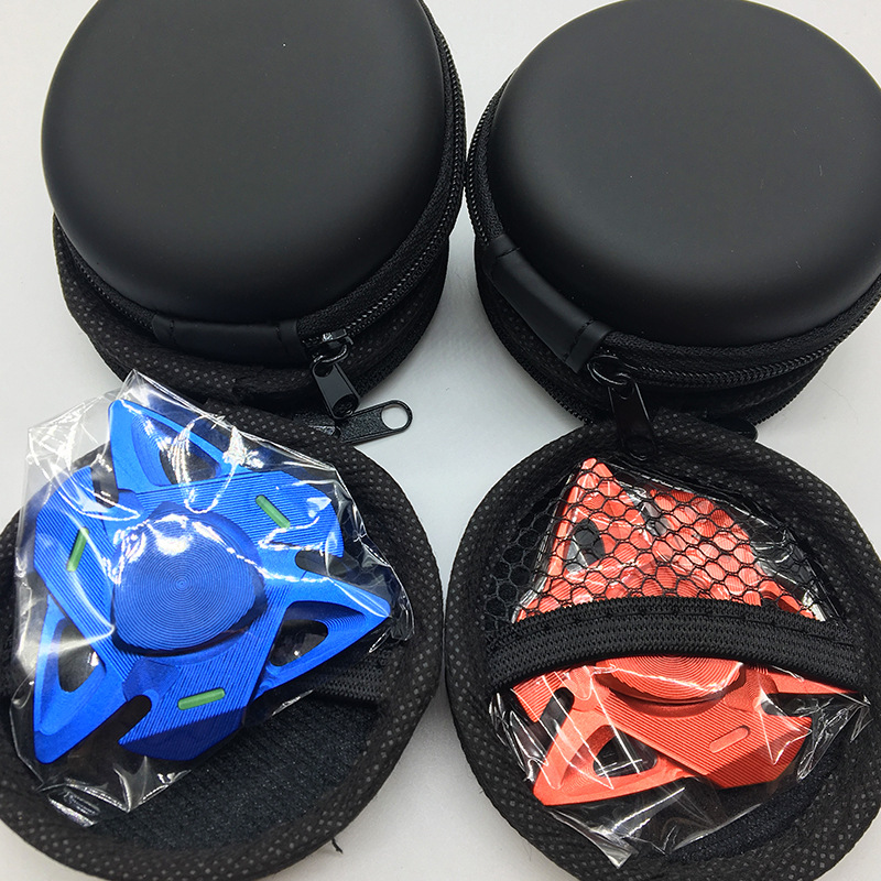 Ckfz Fingertip Gyro EDC Hand Spinner White Shark Adult Pressure Reduction Luminous Children's Toy One Product Dropshipping Ckfz Fingertip Gyro EDC Hand Spinner White Shark Adult Pressure Reduction Luminous Children's Toy One Product Dropshipping