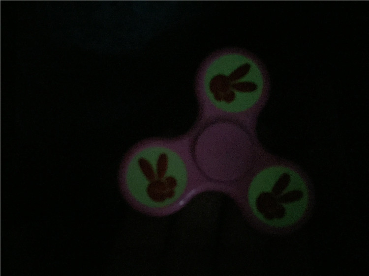 Fingertip Gyro Three-Leaf Gyro Finger Toy Pressure-Reducing Creative Toy Color Hand Spinner Wholesale Fingertip Gyro Three-Leaf Gyro Finger Toy Pressure-Reducing Creative Toy Color Hand Spinner Wholesale