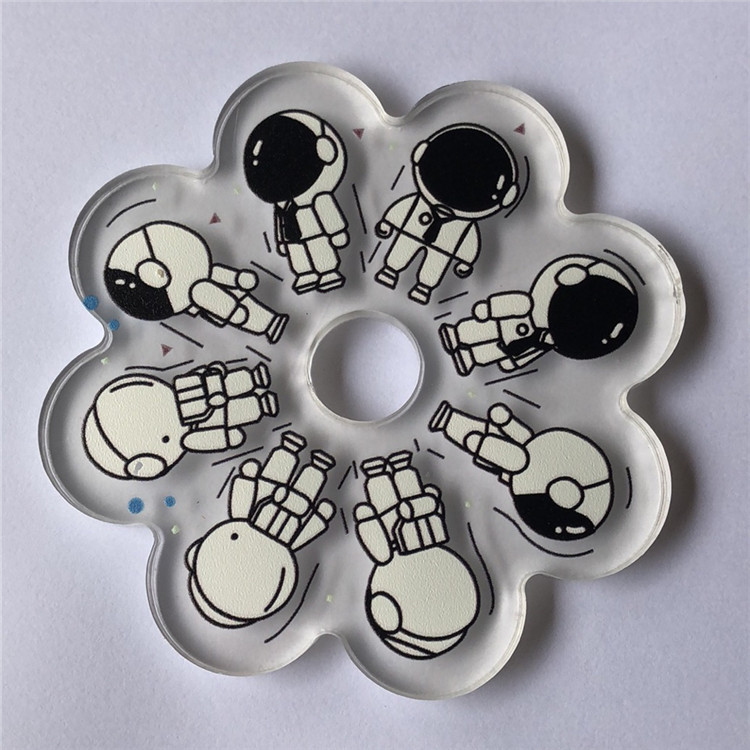 Manufacturers Supply TikTok's Same Fingertip Anime Gyro Acrylic Fingertip Gyro Hand Spinner Laser Cutting Manufacturers Supply TikTok's Same Fingertip Anime Gyro Acrylic Fingertip Gyro Hand Spinner Laser Cutting