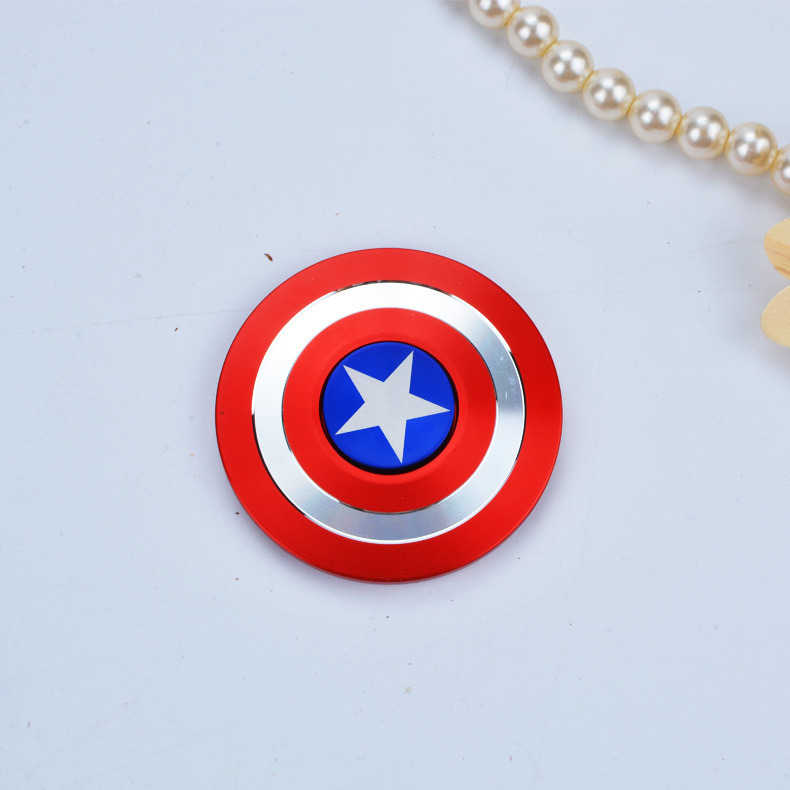 The new captain America's fingertip gyro metal decompressor refers to a spiral of cool creative toy gyro wholesale.