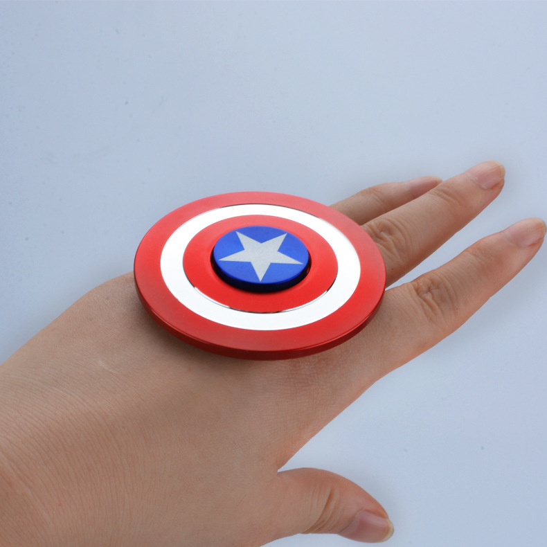 The new captain America's fingertip gyro metal decompressor refers to a spiral of cool creative toy gyro wholesale.