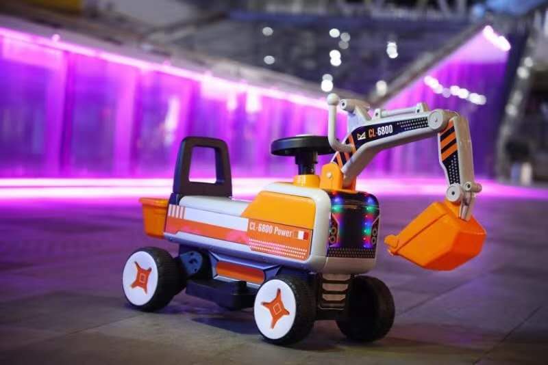 Children's Engineering Car Toy Car Electric Excavator Excavator Boy Can Sit People Oversized Can Sit Riding Excavator