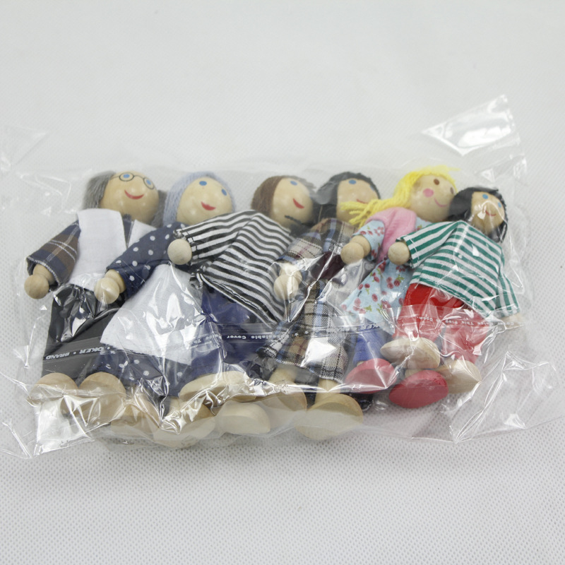 Family 6 expressions using seven wooden doll house doll educational baby toys parent - child Eva joints. 12 Family 6 expressions using seven wooden doll house doll educational baby toys parent - child Eva joints. 12