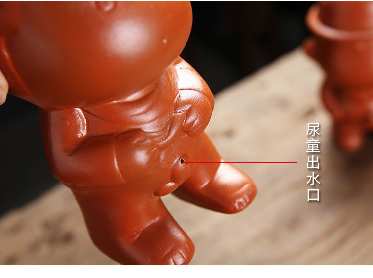 Small Wholesale Tea Ornaments Doll Pee Boy Peeing, Pee Boy Little Man Tea with Purple Sand