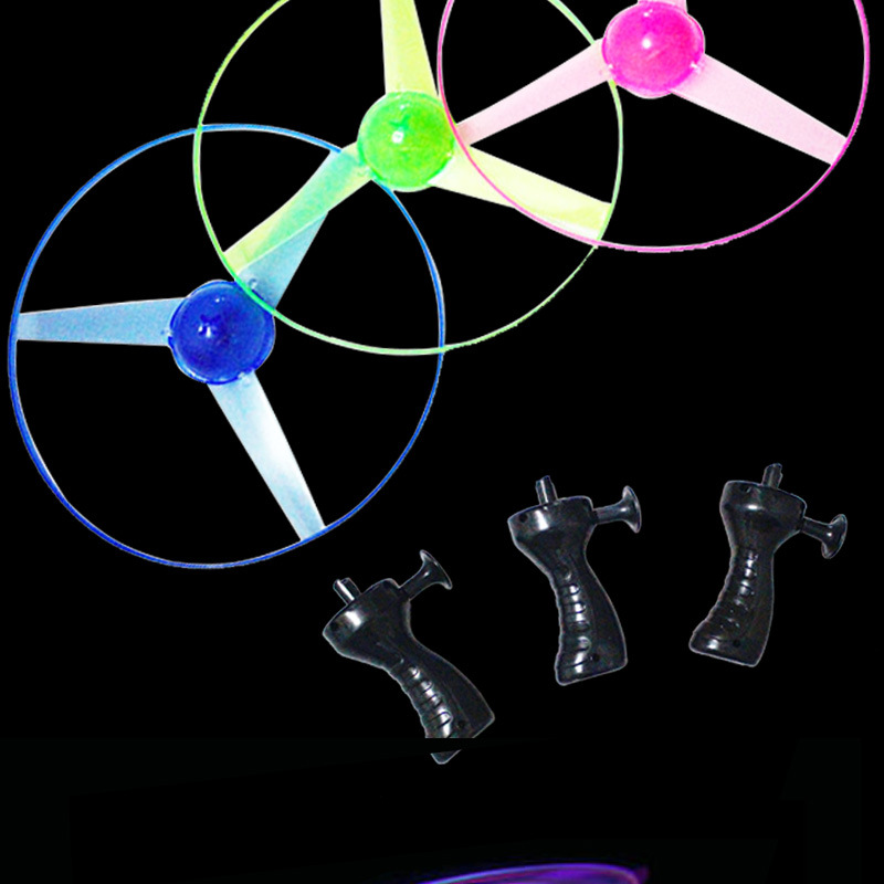 Night Market Hot Sale Cable Luminous Flying Saucer Douyin Online Influencer Same Style Children's Luminous Toys Stall Supply Flash Frisbee