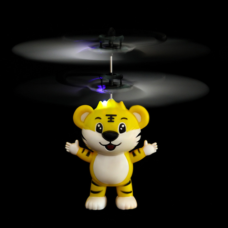 Intelligent Gesture Induction Vehicle Xiaofeixian New Exotic UFO Remote Control Helicopter Stall Children's Luminous Toys Intelligent Gesture Induction Vehicle Xiaofeixian New Exotic UFO Remote Control Helicopter Stall Children's Luminous Toys