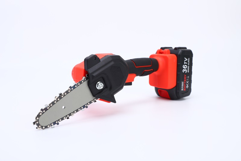 4-Inch Single-Hand Electric Saw Handheld Rechargeable Electric Wood Cutting Saw Lithium Battery Electric Chain Saw Outdoor High-Power Wireless Electric Saw 4-Inch Single-Hand Electric Saw Handheld Rechargeable Electric Wood Cutting Saw Lithium Battery Electric Chain Saw Outdoor High-Power Wireless Electric Saw