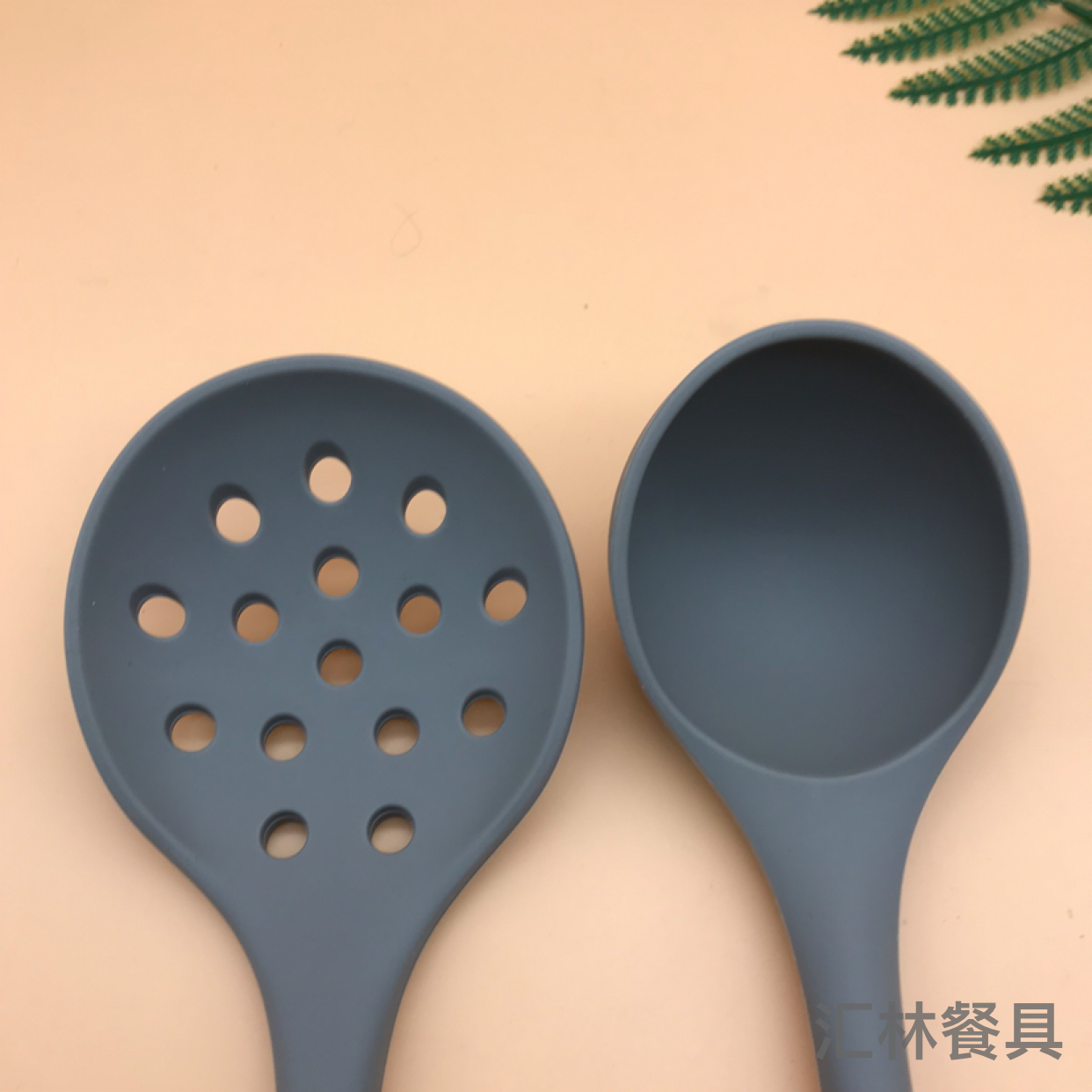 Beech Handle Silicone Kitchenware Heat Insulation Handle Large round Strainer and Soup Spoon Spatula Noodle Spoon Potato Press for Hotel
