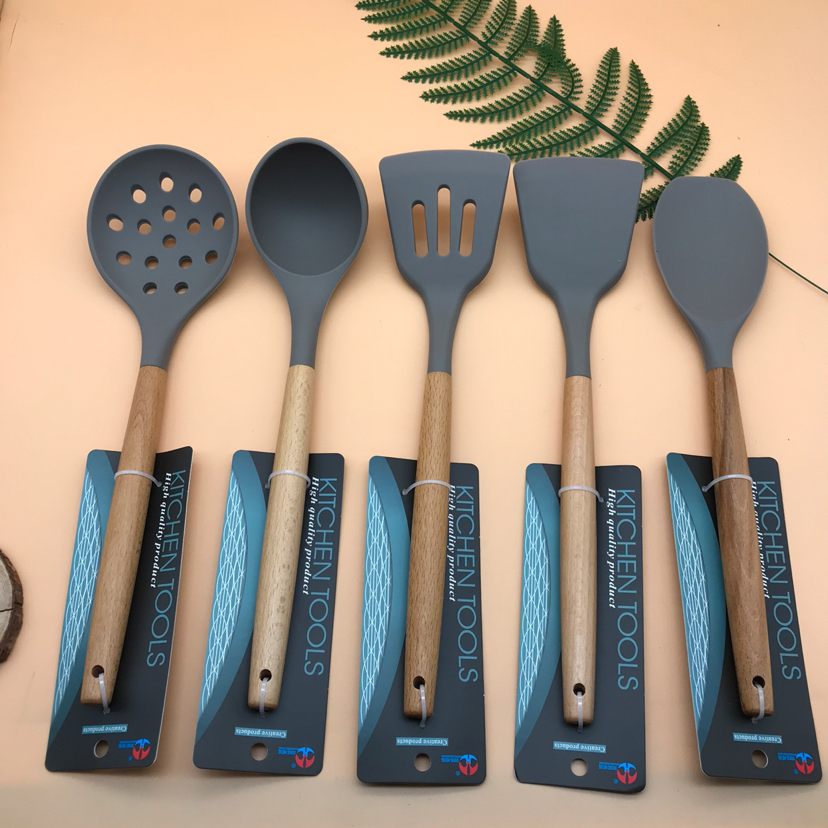 Beech Handle Silicone Kitchenware Heat Insulation Handle Large round Strainer and Soup Spoon Spatula Noodle Spoon Potato Press for Hotel Beech Handle Silicone Kitchenware Heat Insulation Handle Large round Strainer and Soup Spoon Spatula Noodle Spoon Potato Press for Hotel