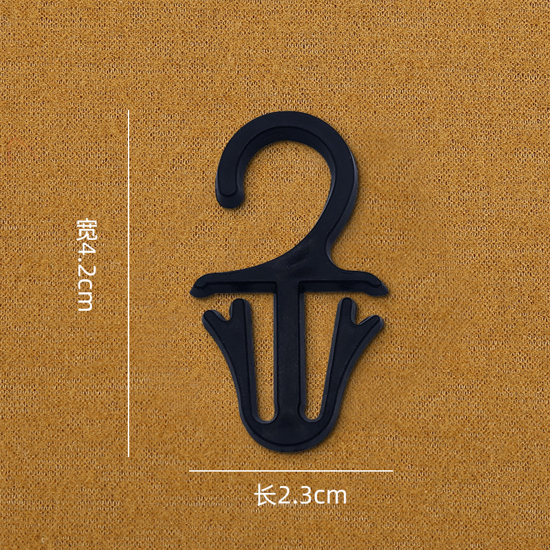 New Pp Environmental Protection Triangle Hook Socks Hoy Plastic Packaging Hook Pointed Hook Hanging Hook Underwear Hook Factory Direct Sales