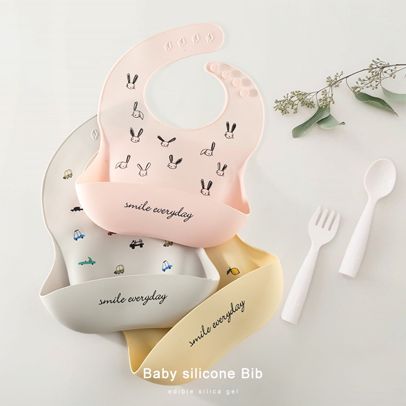 INS Hot Maternal and Child Supplies Baby Bib Waterproof Children&#039;s Silicone Bib Baby Saliva Lunch Bag Disposable Summer