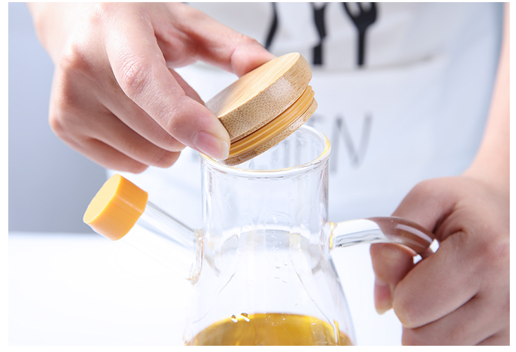 Nordic Style Borosilicate Glass Oiler Kitchen with Scale Seasoning Bottle Soy Sauce Bottle Vinegar Bottle Leak-Proof Oil Dispensing Bottle