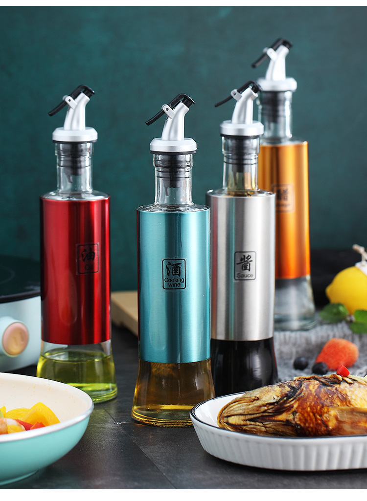 oil pot oil bottle household soy sauce vinegar cooking wine glass bottle seasoning bottle shake sound control oil pot