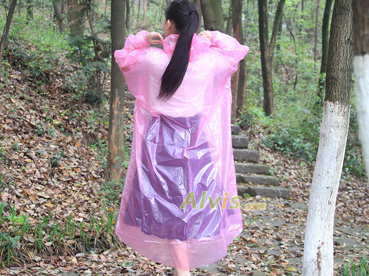 Qiahang Wholesale Button Extra Thick 6 Silk Disposable Raincoat Transparent Travel Mountaineering Cycling Thickened Poncho Raincoat