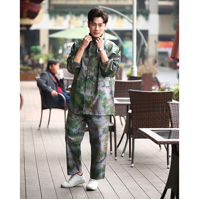 European and American fashion men's digital camouflage split raincoat adult outdoor riding raincoat suit hot sale in foreign trade European and American fashion men's digital camouflage split raincoat adult outdoor riding raincoat suit hot sale in foreign trade
