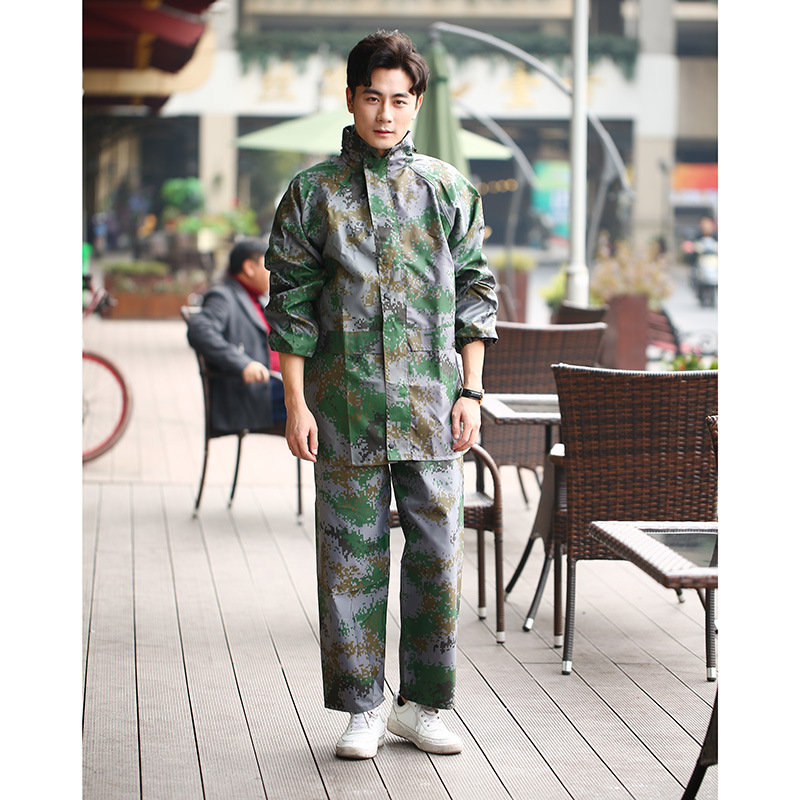 European and American fashion men&#039;s digital camouflage split raincoat adult outdoor riding raincoat suit hot sale in foreign trade
