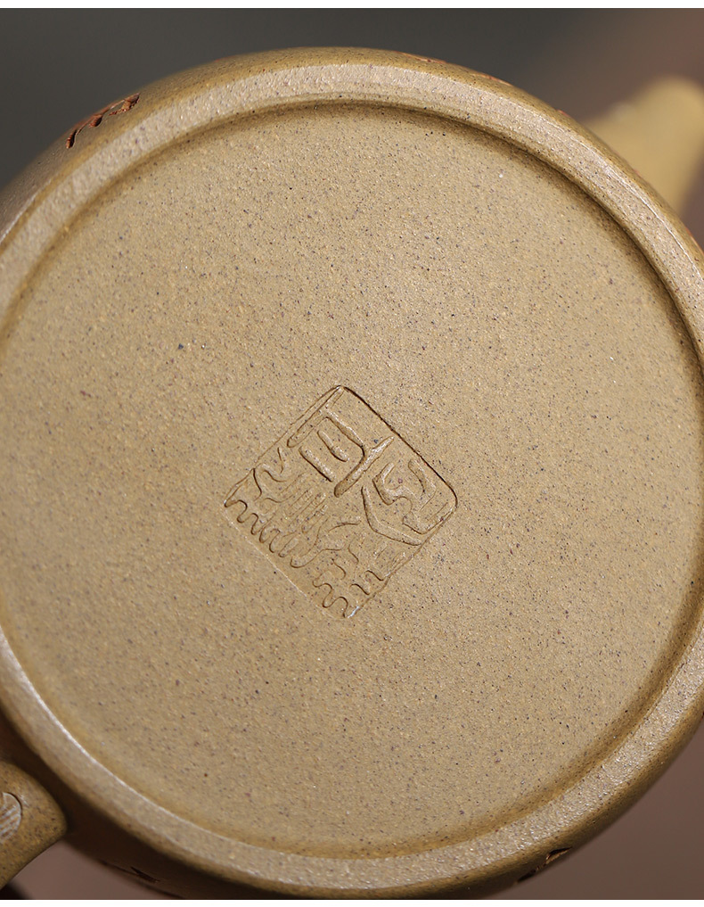 Zisha Teapot Yixing Factory Wholesale Handmade Carved Calligraphy Segment Mud Xiaode Zhong Kung Fu Tea Set Teapot Generation Hair Zisha Teapot Yixing Factory Wholesale Handmade Carved Calligraphy Segment Mud Xiaode Zhong Kung Fu Tea Set Teapot Generation Hair